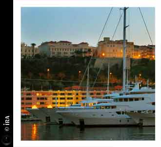 KERUCOV .ro - Intreaga lume vazuta in zbor - O seara in Monte Carlo, in Monaco, pe Coasta de Azur - Ira - destinatii de vacanta